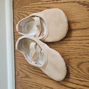 Girls Stelle Ballet Pink Ballet Dance Shoes.  Size 6.